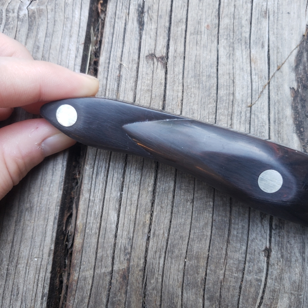 CUTCO 6-3/4" Petite Carver - Dark Brown Classic Handle- # 1729 - Picture 8 of 13